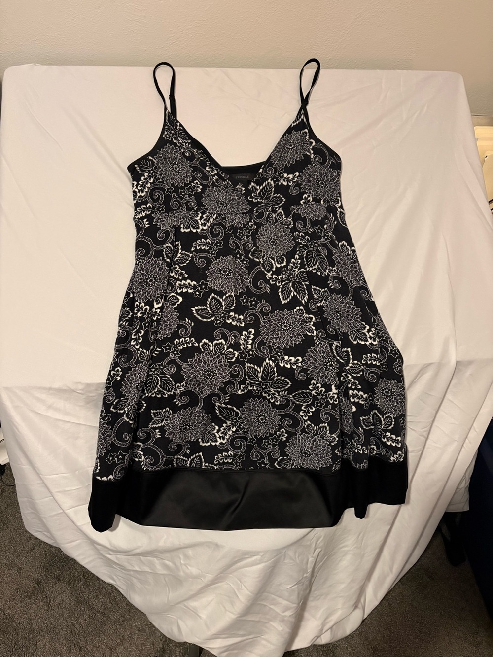 Vintage Y2K Black & White Floral Satin-Trim Slip Dress